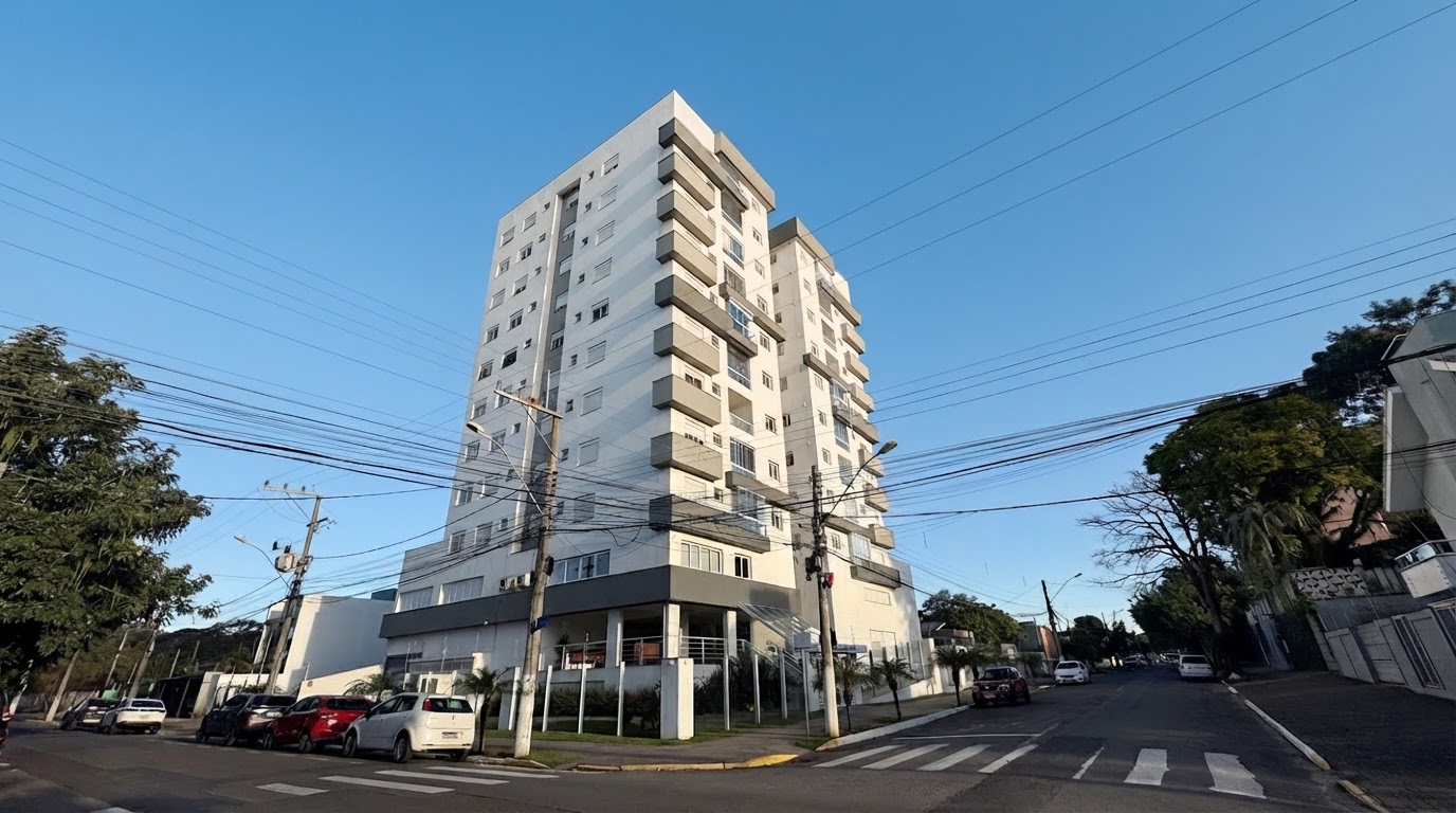 magnific_professional-real-estate-_IapPgzWtvE